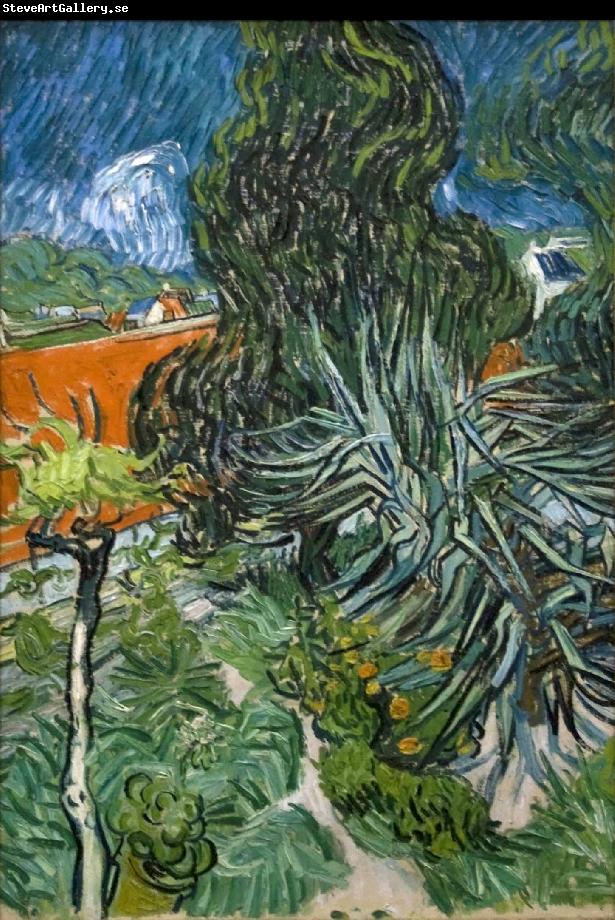 Vincent Van Gogh Doctor Gachets Garden in Auvers